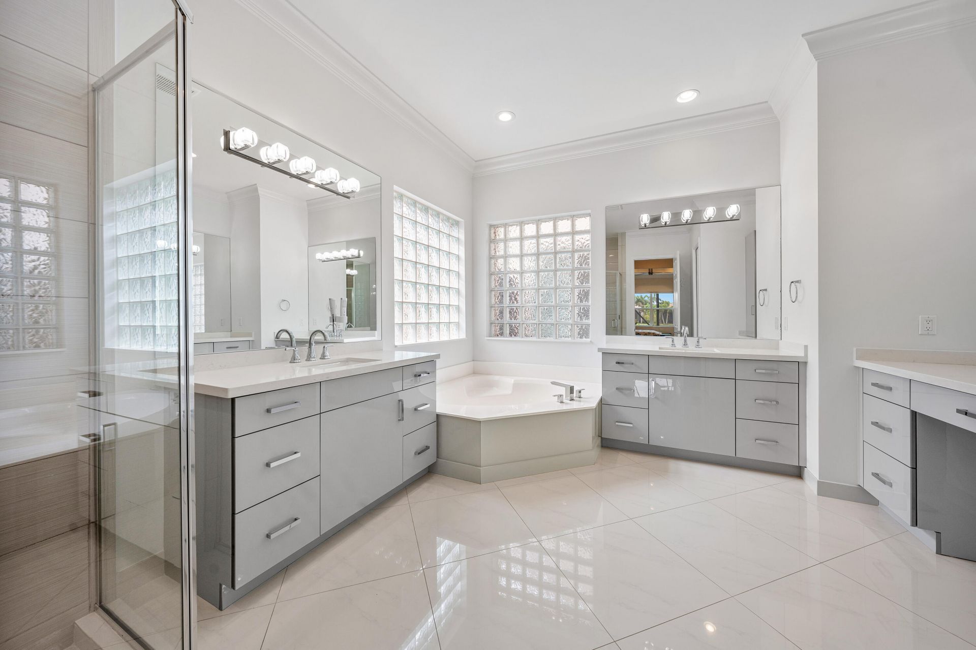 8196 Mount Thor Lane, Boynton Beach, FL 33473 Photo