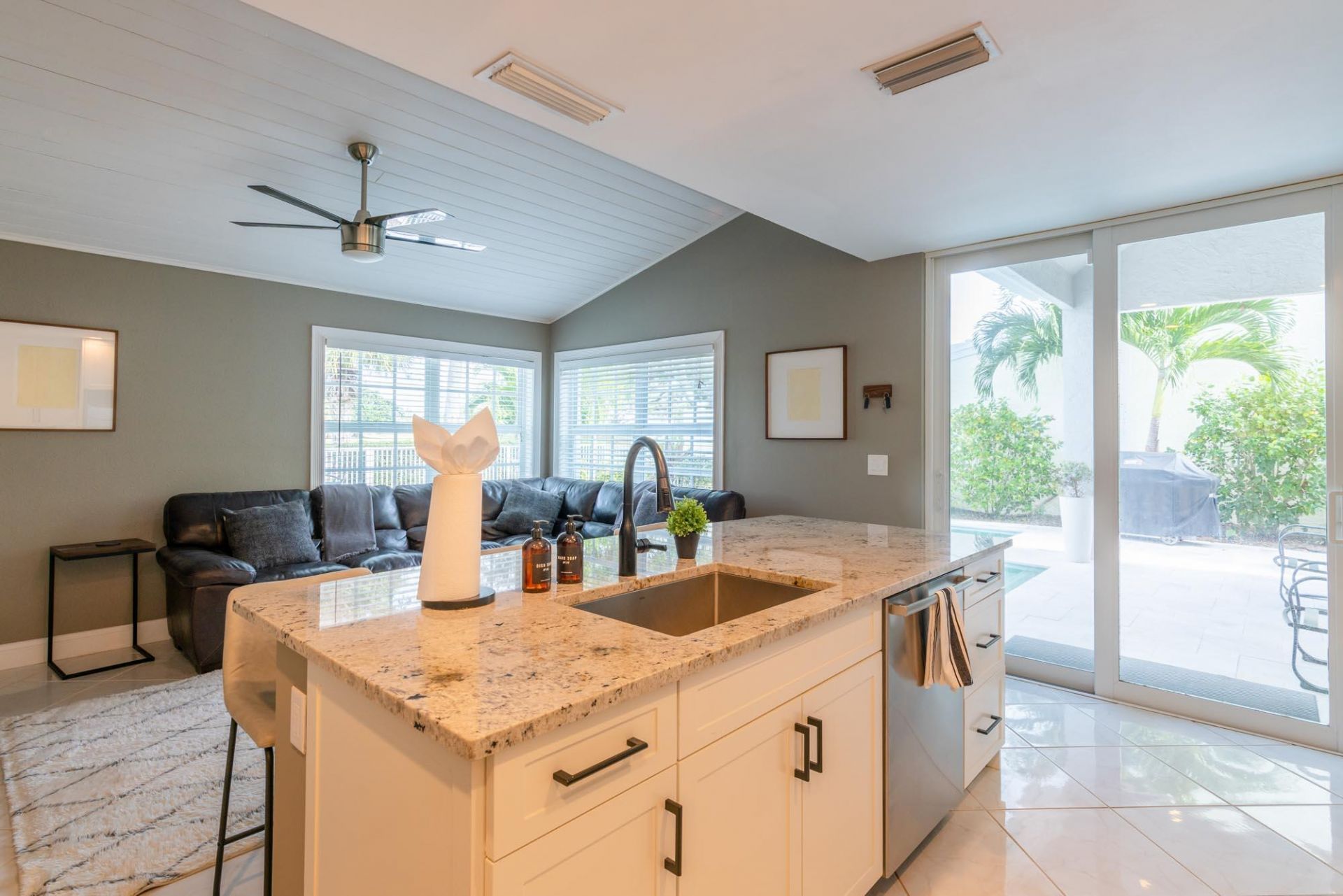 16 Windsor Lane, Palm Beach Gardens, FL 33418 Photo