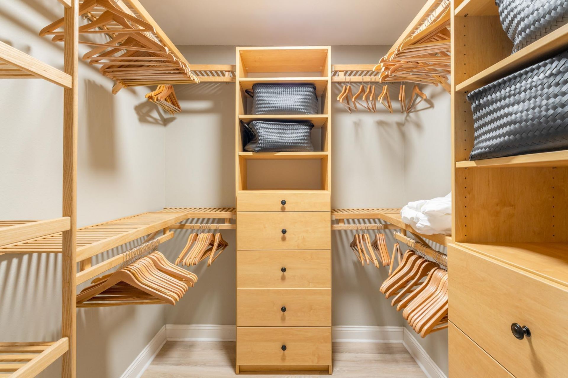 16 Windsor Lane, Palm Beach Gardens, FL 33418 Photo