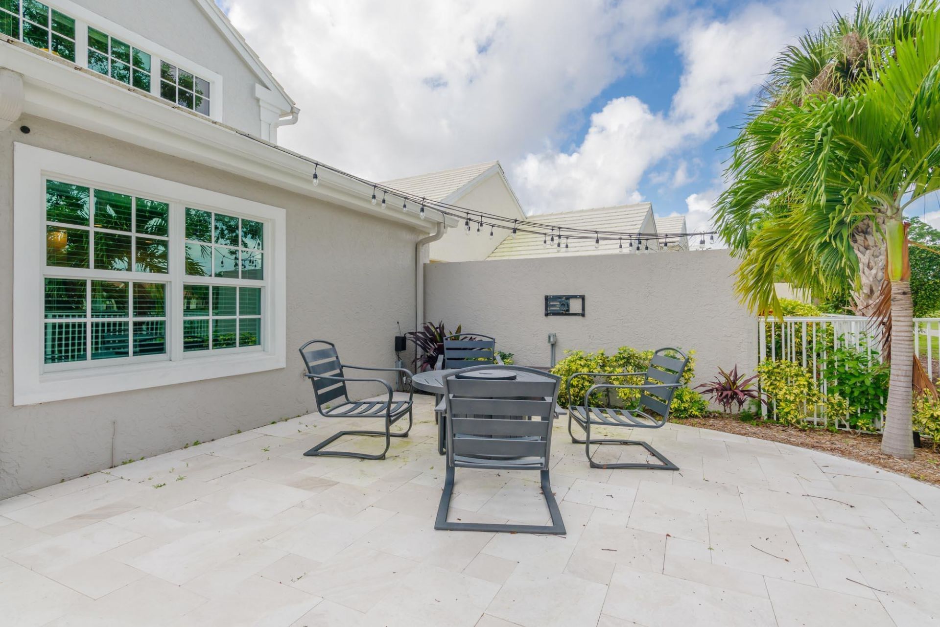 16 Windsor Lane, Palm Beach Gardens, FL 33418 Photo