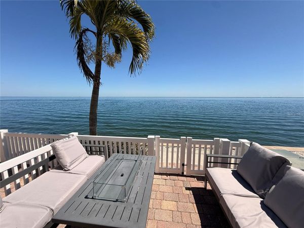 4942 COQUINA KEY DRIVE SE, ST PETERSBURG, FL 33705