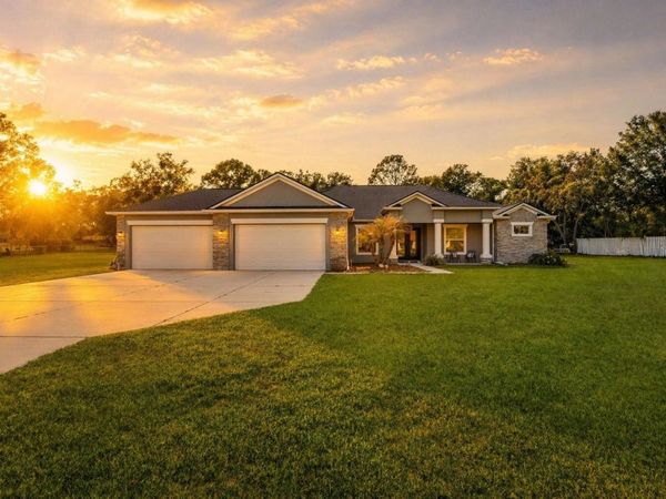 2111 MAXIMILIAN AVENUE , SPRING HILL, FL 34609