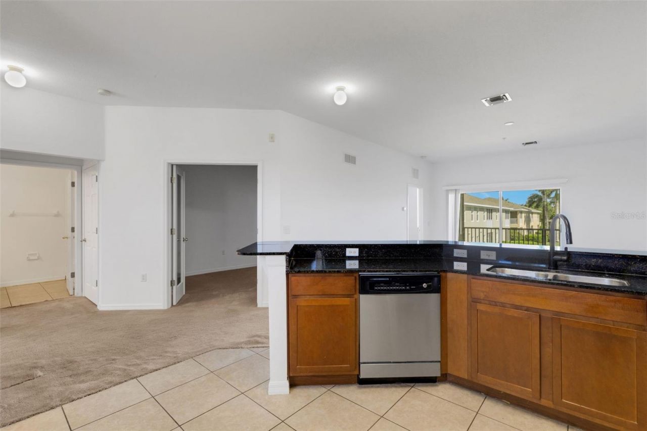 5328 Mang Place, Unit 1305, Sarasota, FL 34238 Photo