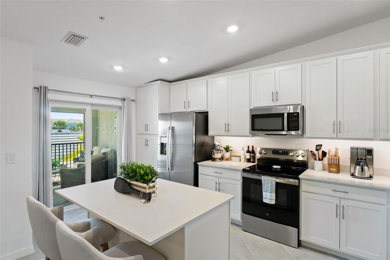 14241 Heritage Landing Boulevard, Unit 1827, Punta Gorda, FL 33955 Photo