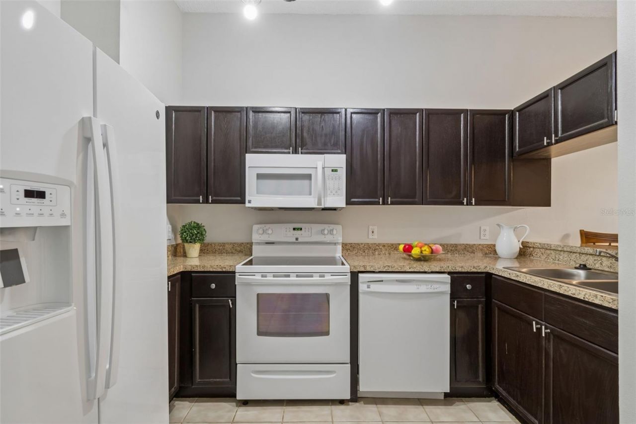 1050 Starkey Rd , Unit 207, Largo, FL 33771 Photo