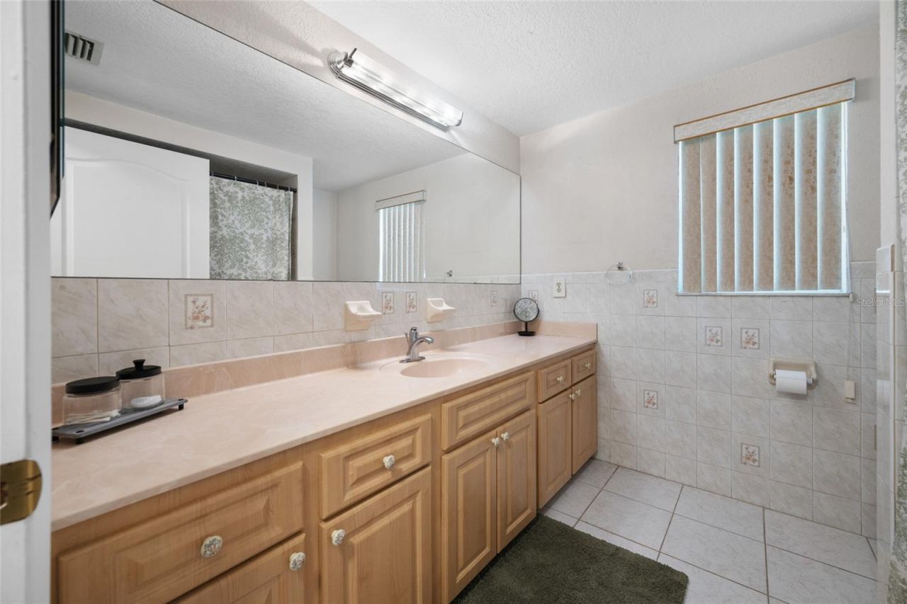 5130 Victoria Lane, Holiday, FL 34690 Photo