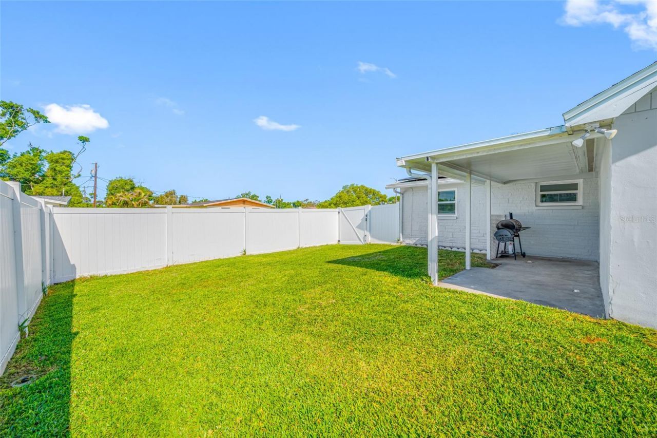 5130 Victoria Lane, Holiday, FL 34690 Photo