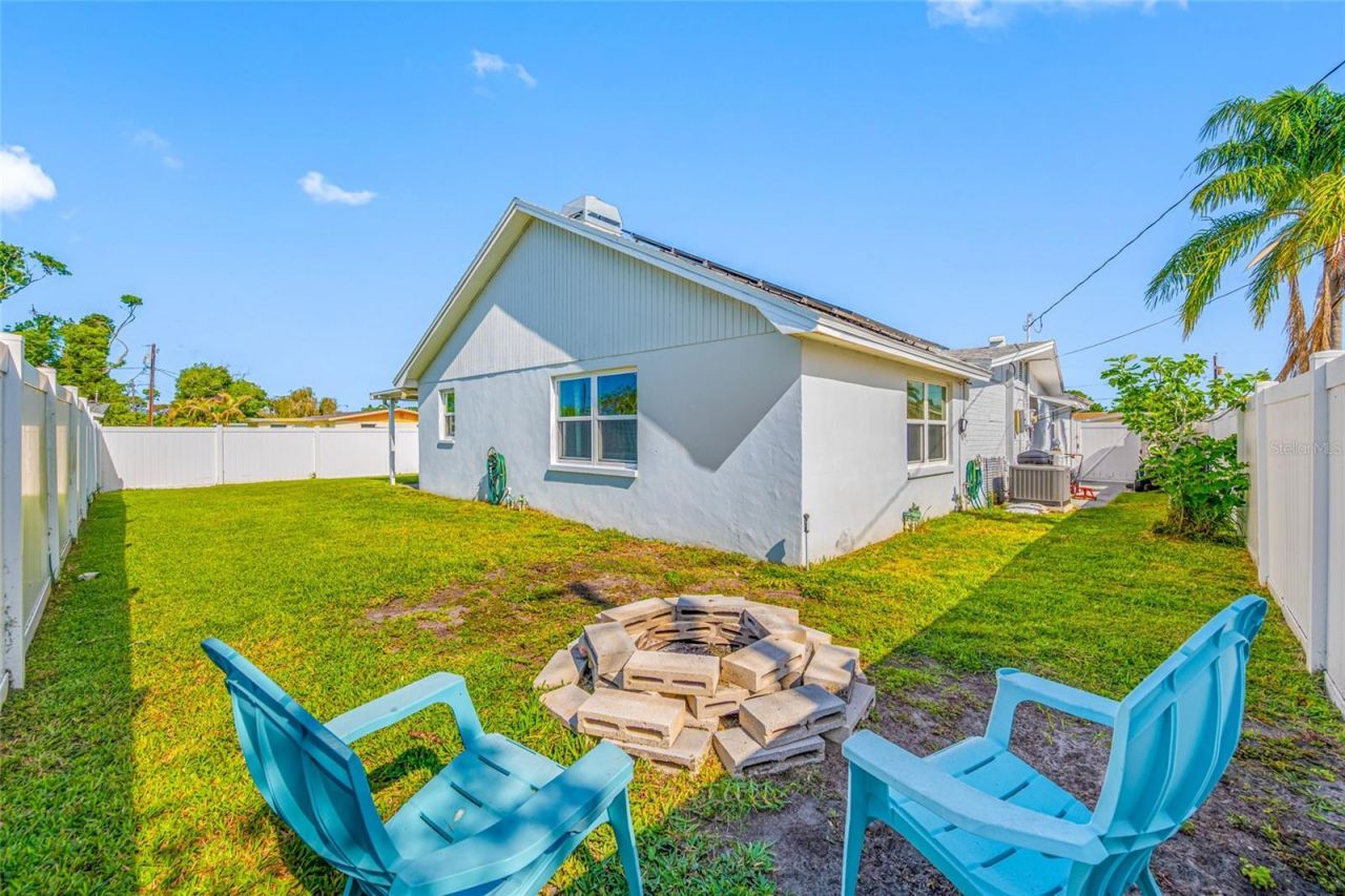 5130 Victoria Lane, Holiday, FL 34690 Photo