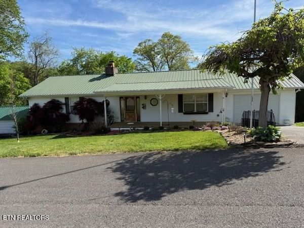 572 Allyson Drive, Kodak, TN 37764