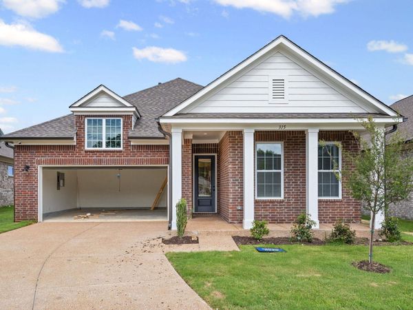 315 KEMROCK DR W, Cordova, TN 38018