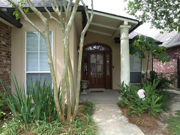 8614 Cypress Point Ct, Baton Rouge, LA 70809