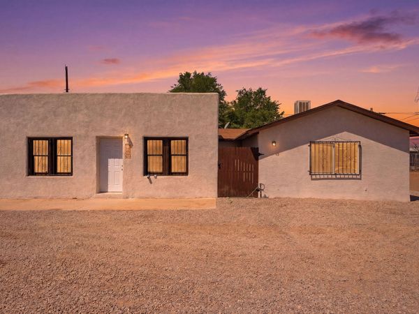 1605 7th Street NW, Albuquerque, NM 87102