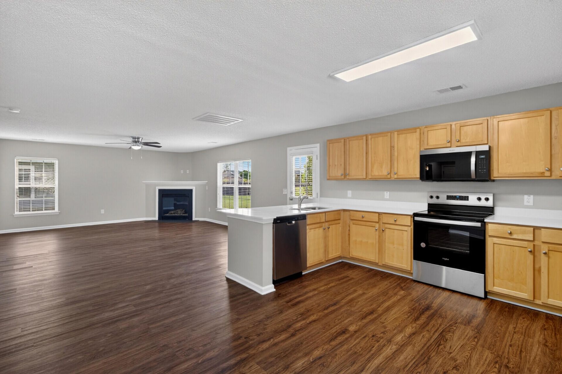 235 Emerald Isle Drive Photo 10