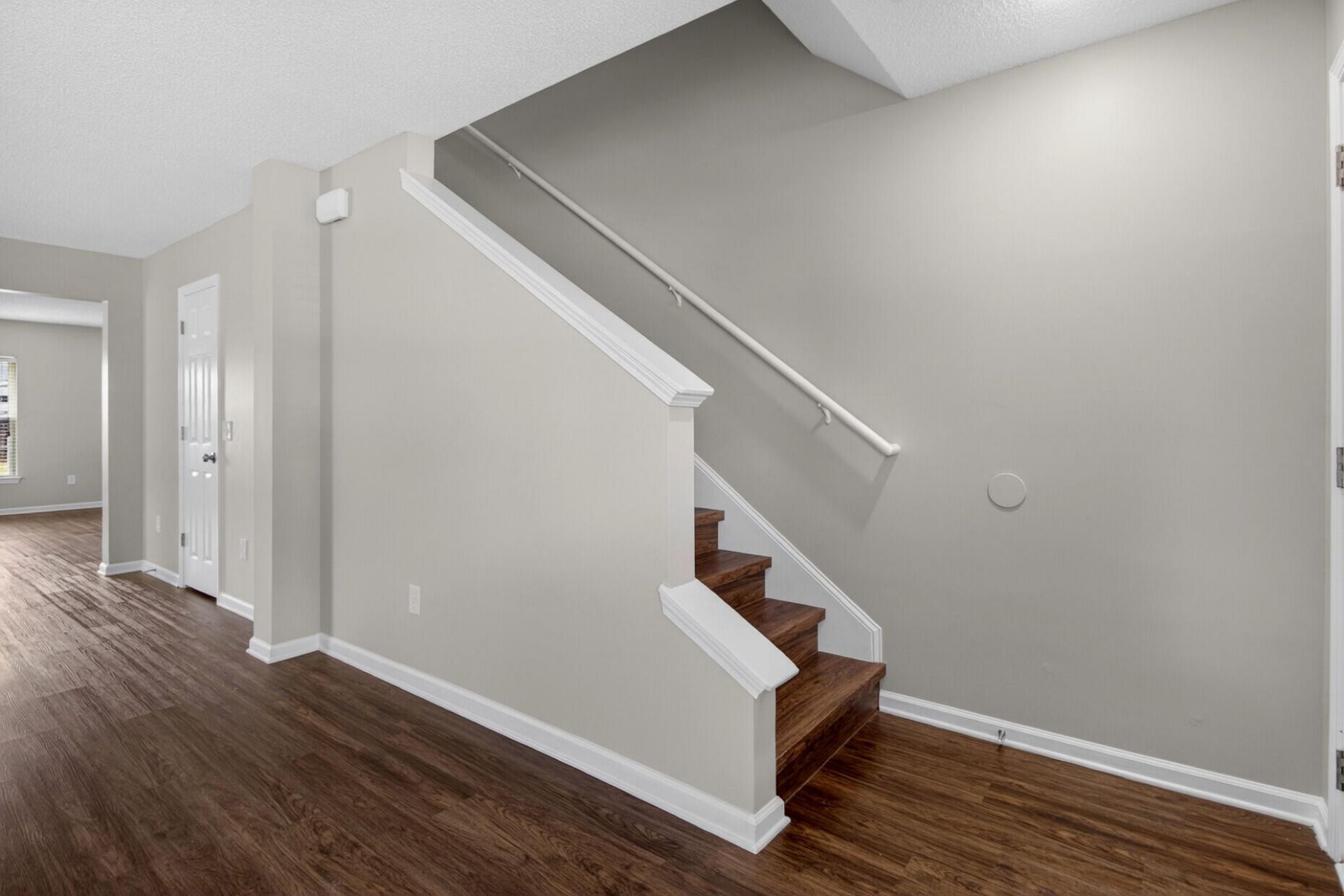 235 Emerald Isle Drive Photo 15