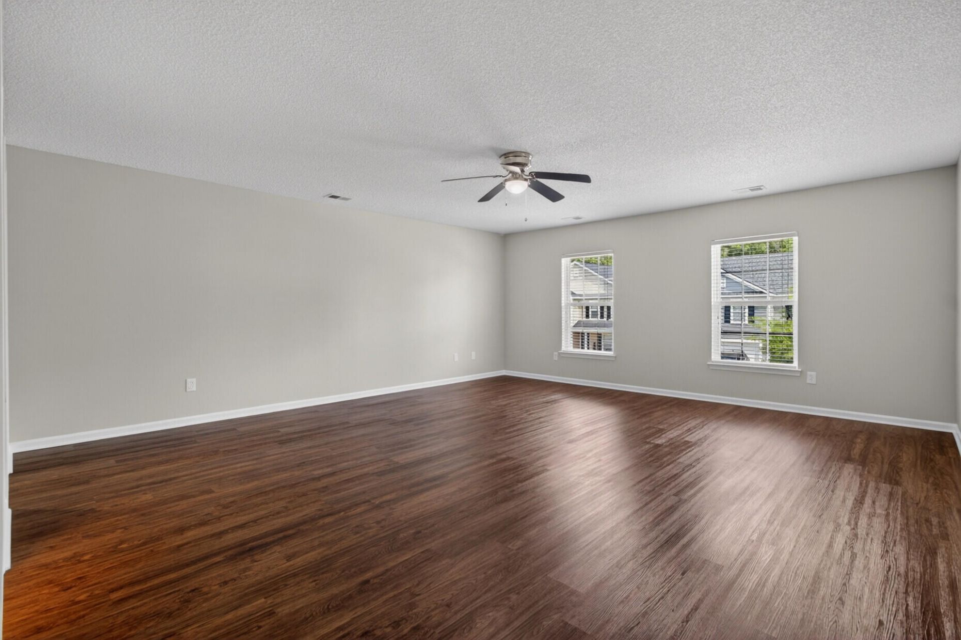 235 Emerald Isle Drive Photo 18