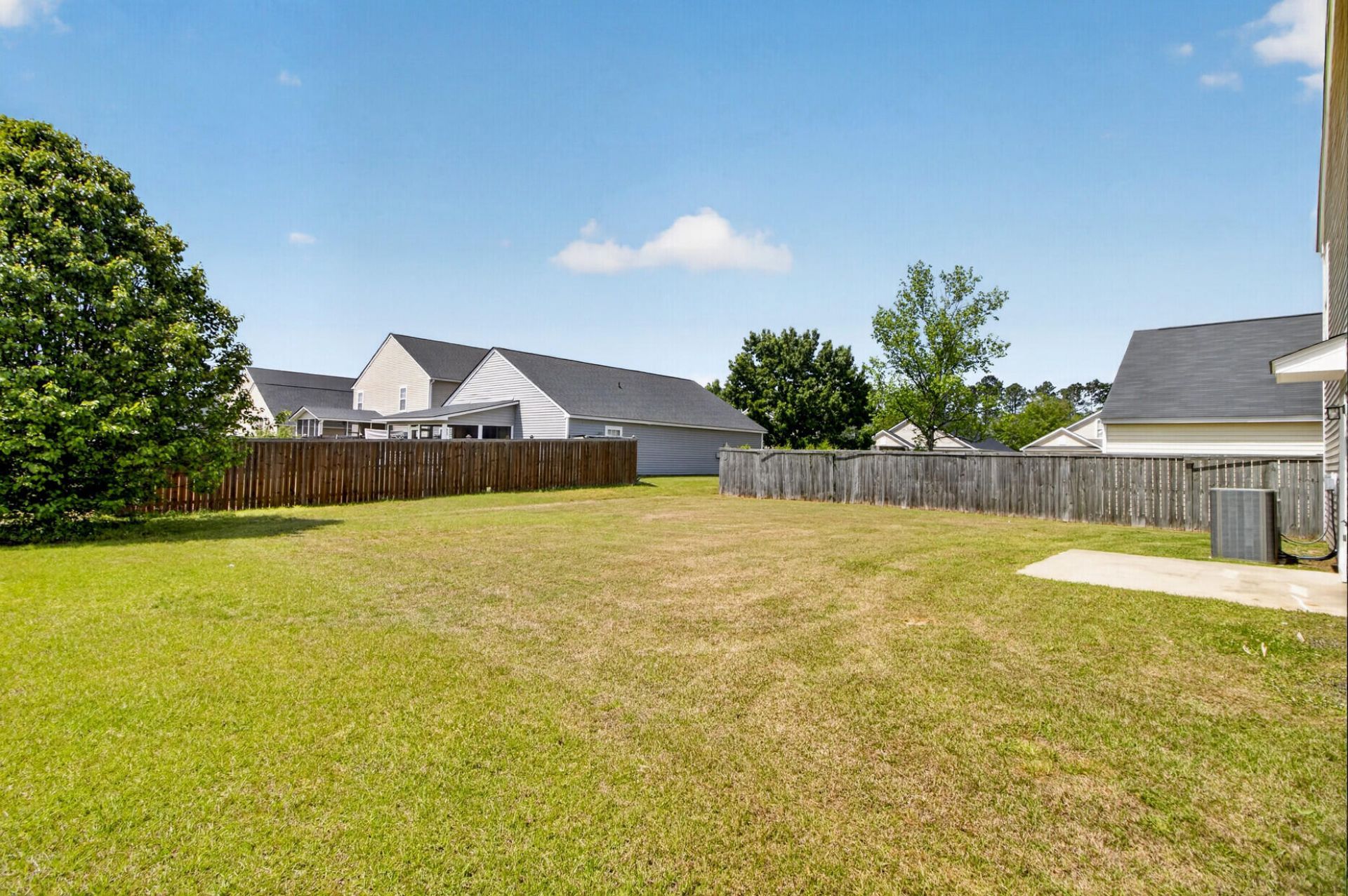 235 Emerald Isle Drive Photo 28