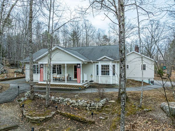 179 Egypt Road, Raymond, ME 04071