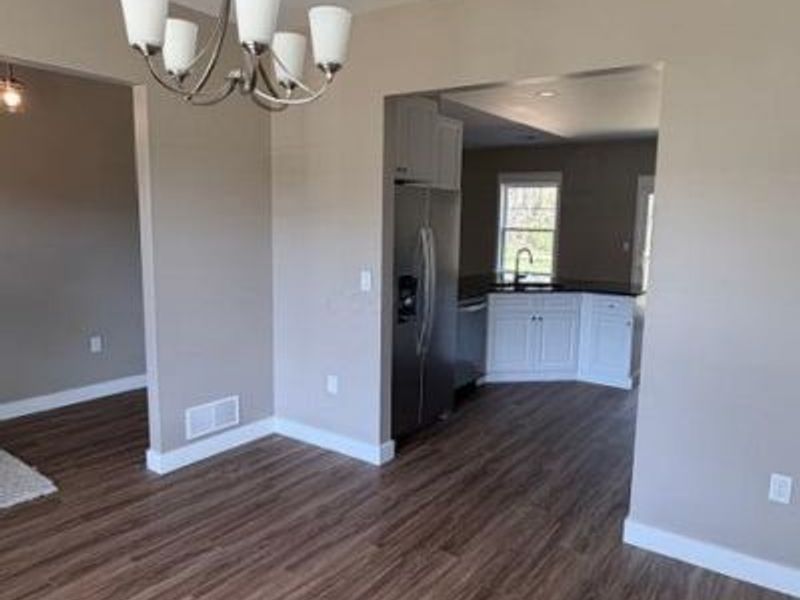 949 Hobart Court , Logan, OH 43138 Photo 11