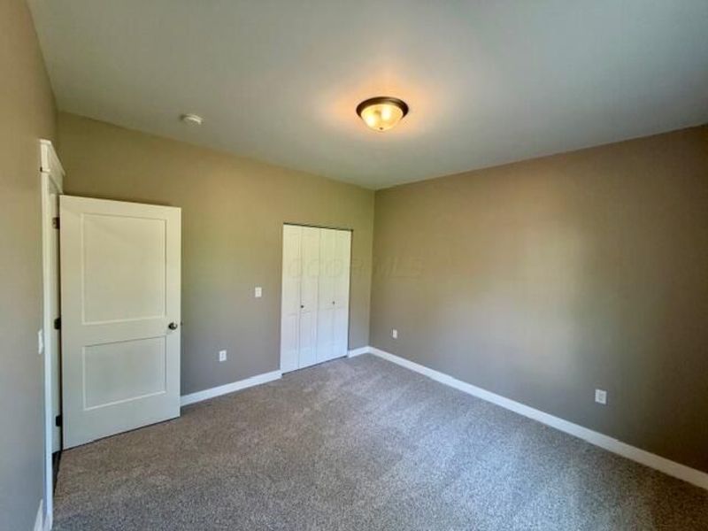 949 Hobart Court , Logan, OH 43138 Photo 23