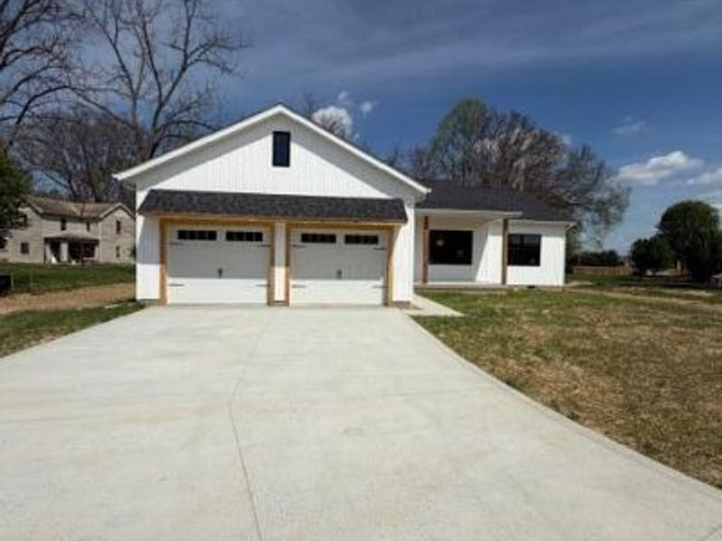 949 Hobart Court , Logan, OH 43138 Photo 31