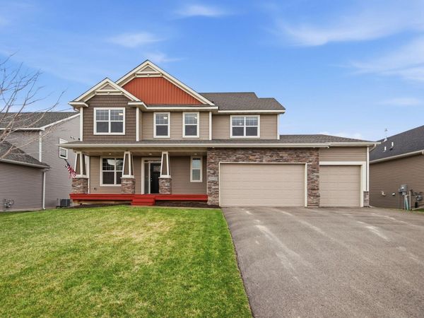 20041 Harness Avenue , Lakeville, MN 55044