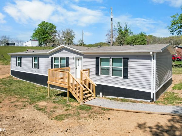 22002 Neal Rd, Abingdon, VA 24211