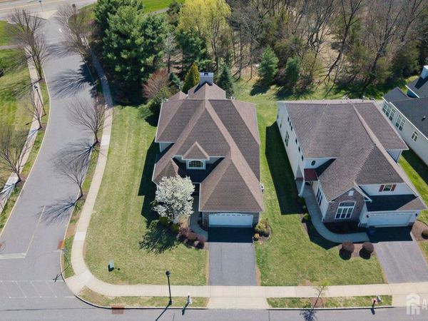 23 Schindler Court, Somerset, NJ 08873