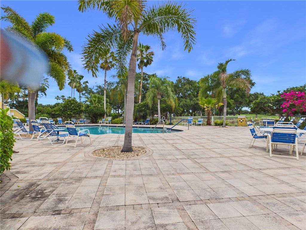 5060 Fairways Circle, Unit F303, Vero Beach, FL 32967 Photo
