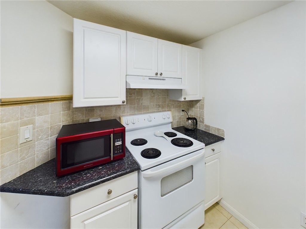 5060 Fairways Circle, Unit F303, Vero Beach, FL 32967 Photo