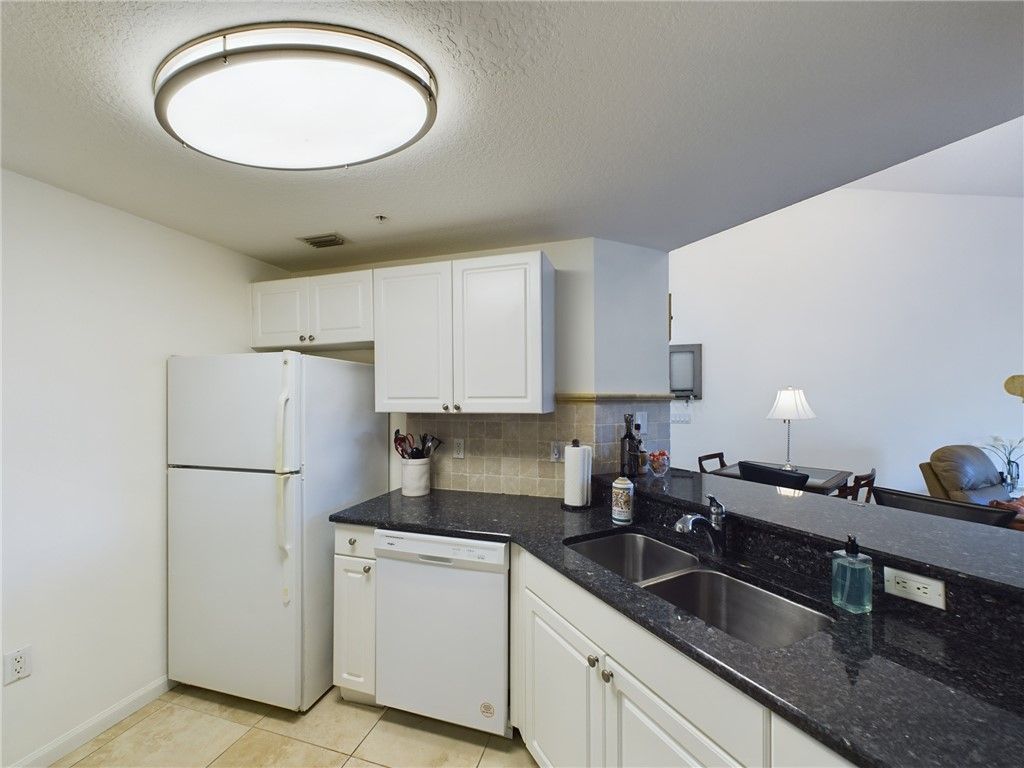 5060 Fairways Circle, Unit F303, Vero Beach, FL 32967 Photo