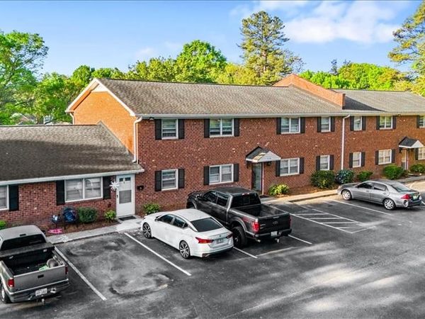 110 Hedgecock Avenue, Winston-Salem, NC 27104