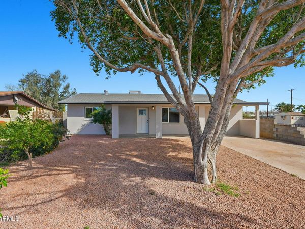 215 S 82ND Way, Mesa, AZ 85208