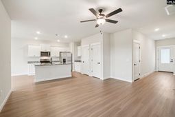 2008 Crimson Glow Court photo 4