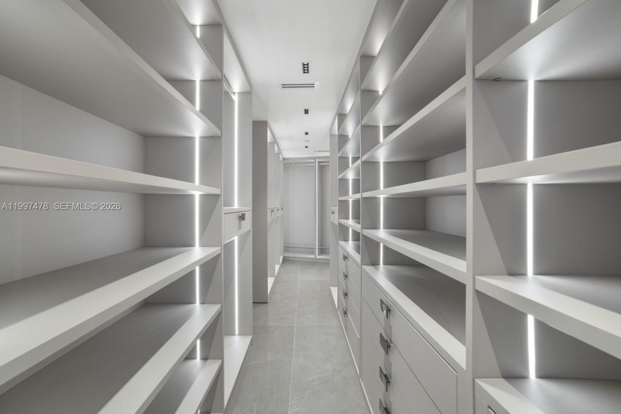 1000 S Pointe Dr, Unit 901, Miami Beach, FL 33139 Photo