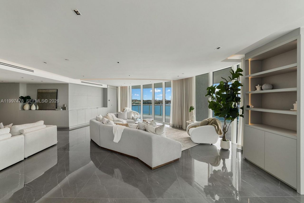 1000 S Pointe Dr, Unit 901, Miami Beach, FL 33139 Photo