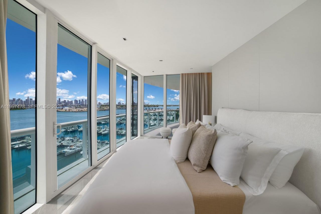 1000 S Pointe Dr, Unit 901, Miami Beach, FL 33139 Photo