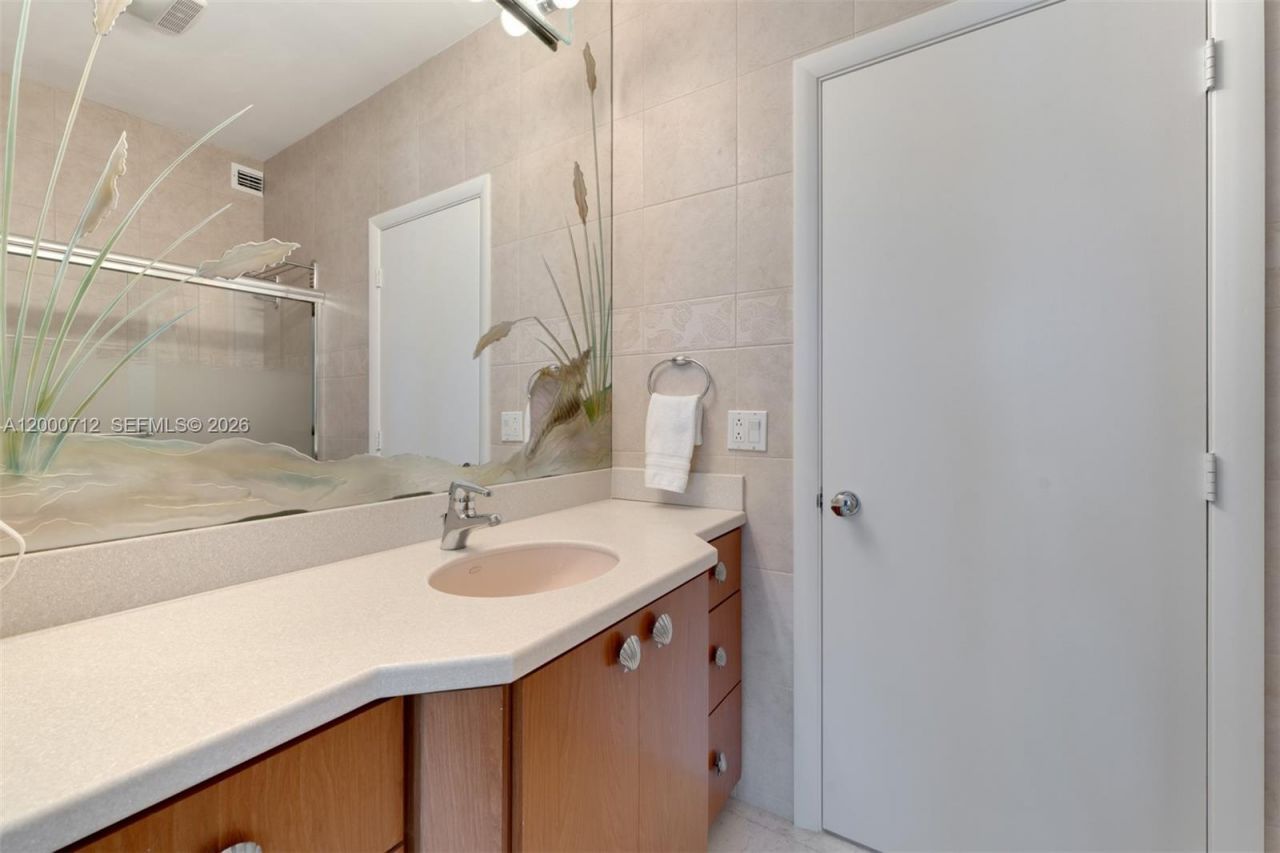 137 Sapodilla Dr , Islamorada, FL 33036 Photo