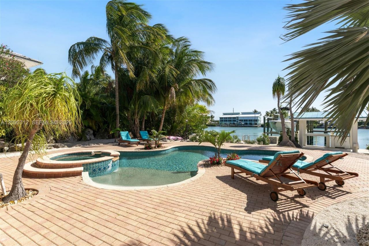 137 Sapodilla Dr , Islamorada, FL 33036 Photo