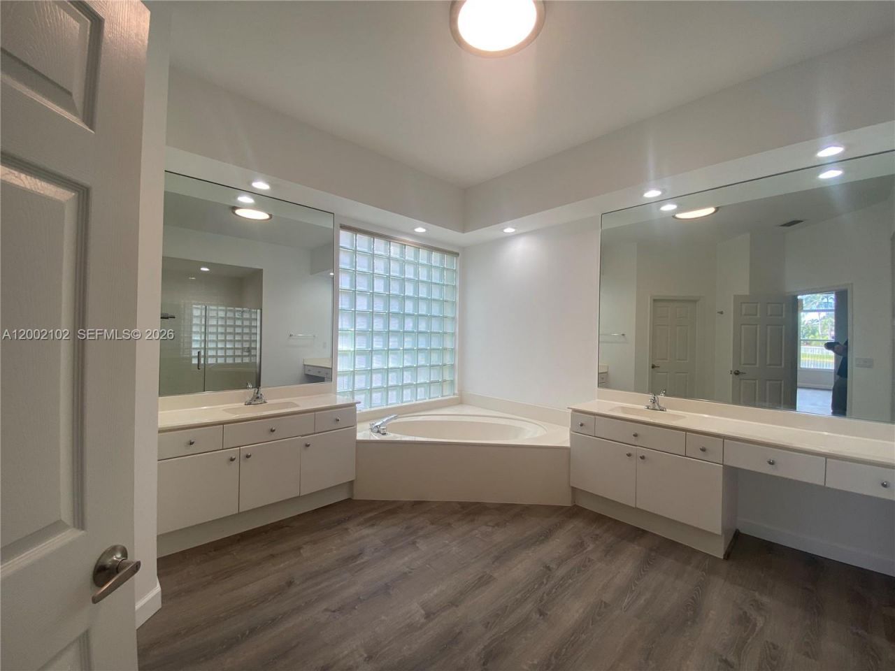 2486 Bay Isle Dr, Weston, FL 33327 Photo