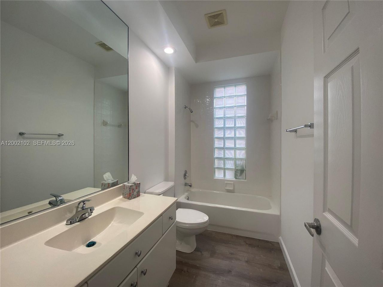 2486 Bay Isle Dr, Weston, FL 33327 Photo