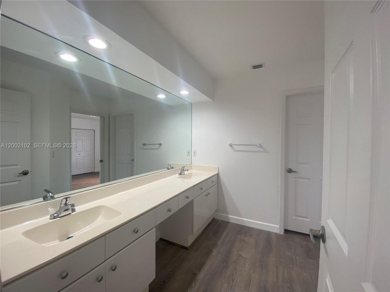2486 Bay Isle Dr, Weston, FL 33327 Photo