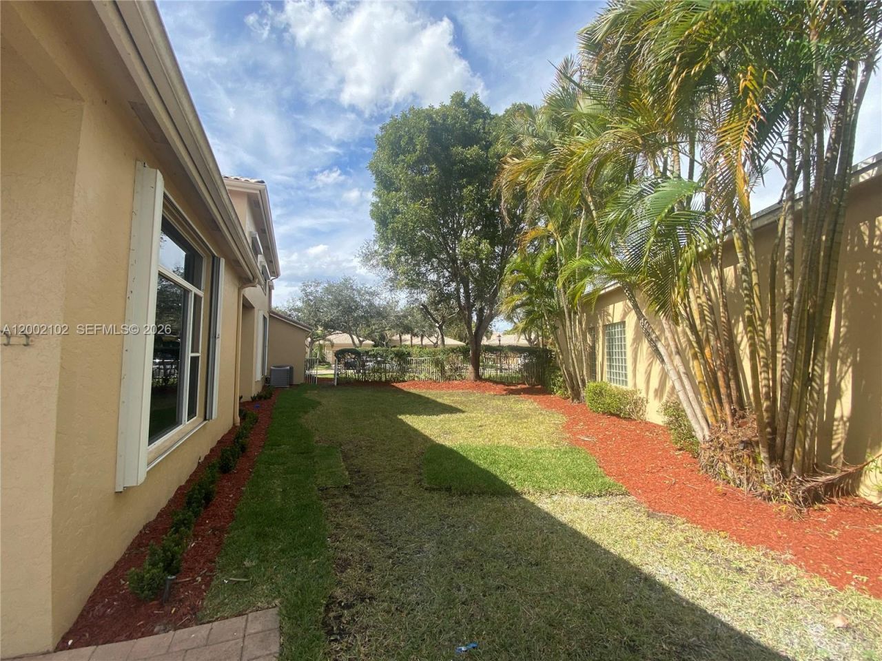 2486 Bay Isle Dr, Weston, FL 33327 Photo