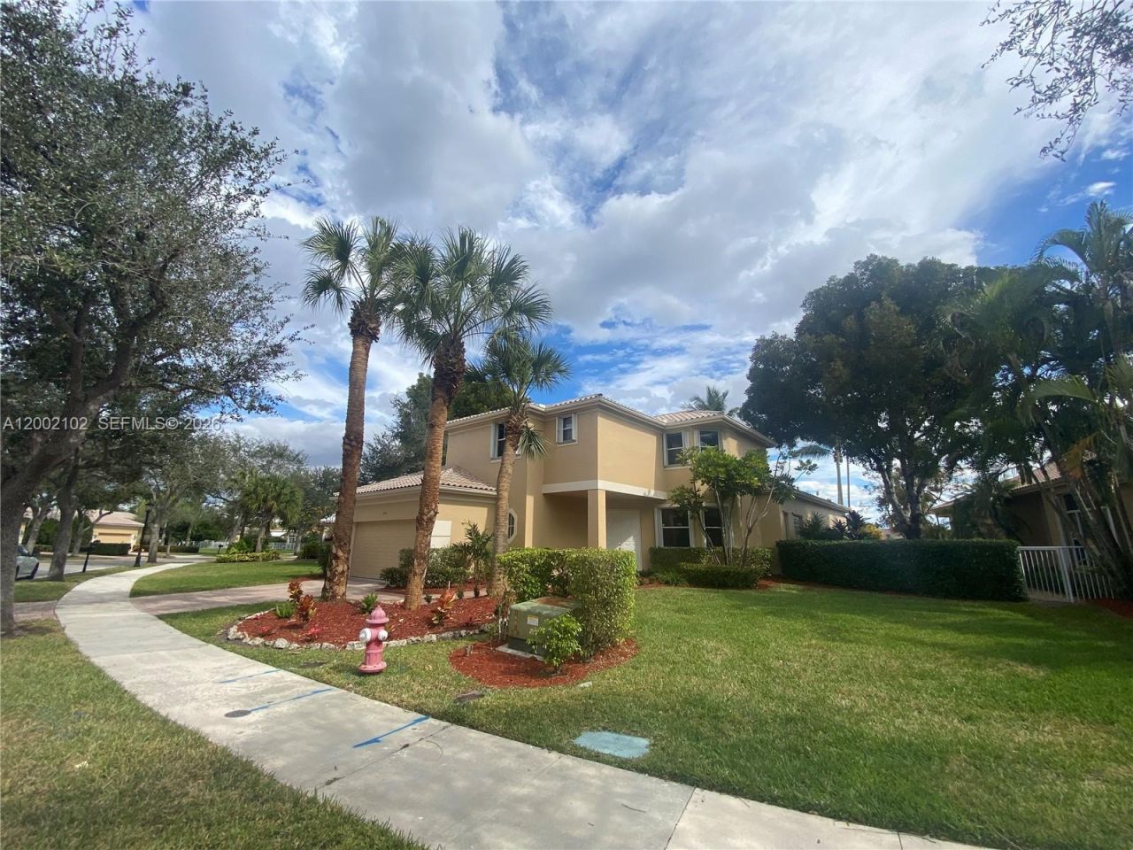 2486 Bay Isle Dr, Weston, FL 33327 Photo