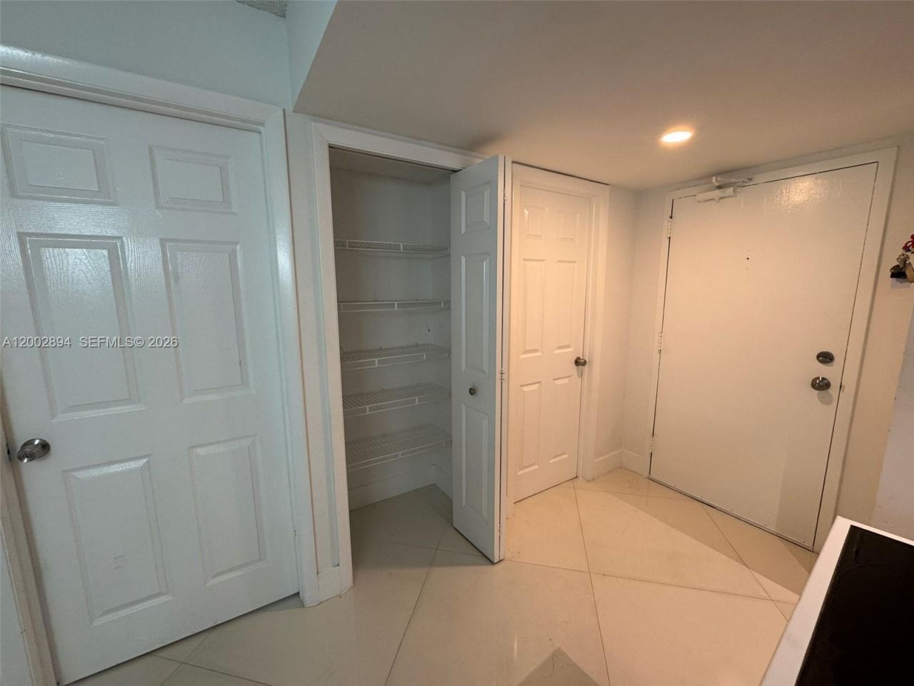 240 Lakeview Dr , Unit 112, Weston, FL 33326 Photo