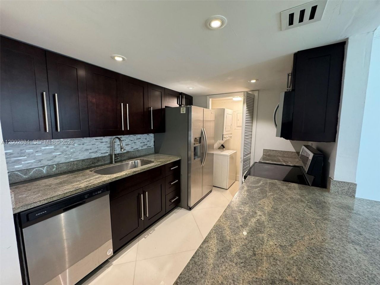 240 Lakeview Dr , Unit 112, Weston, FL 33326 Photo