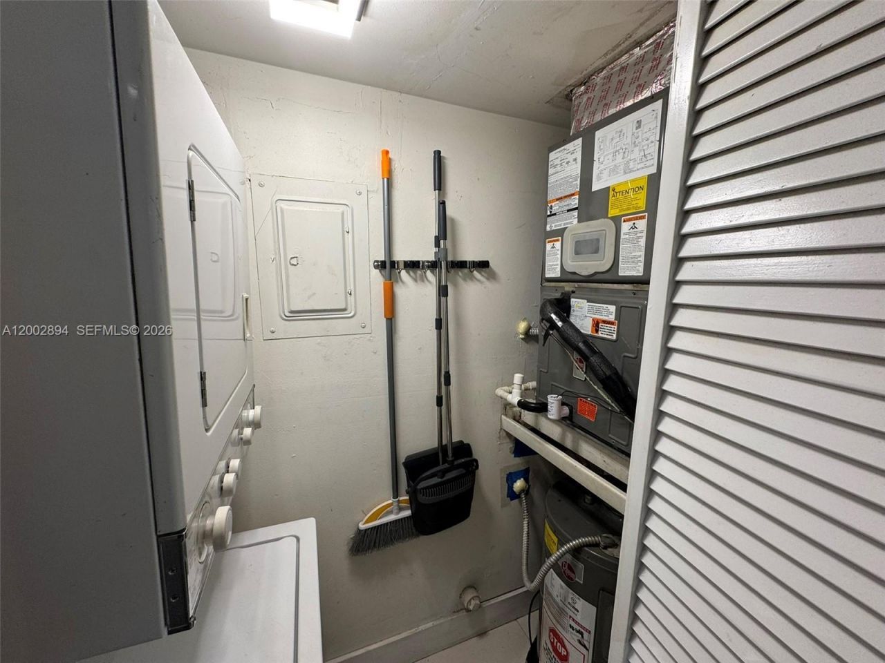 240 Lakeview Dr , Unit 112, Weston, FL 33326 Photo