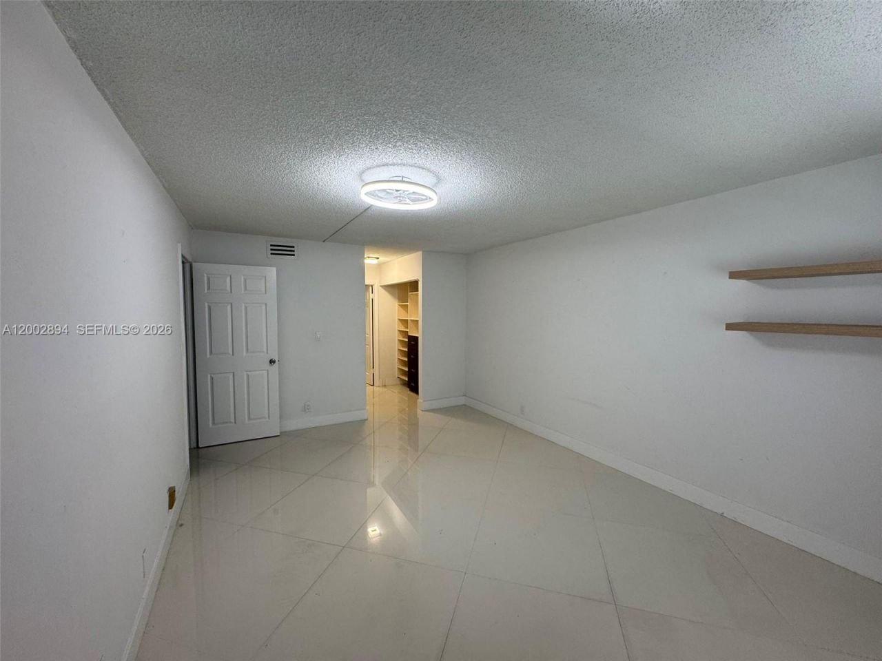240 Lakeview Dr , Unit 112, Weston, FL 33326 Photo