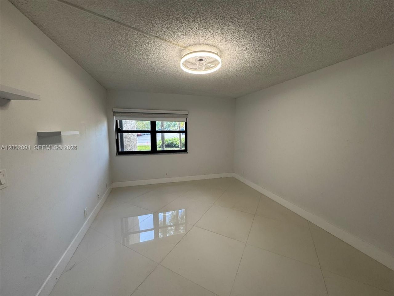 240 Lakeview Dr , Unit 112, Weston, FL 33326 Photo