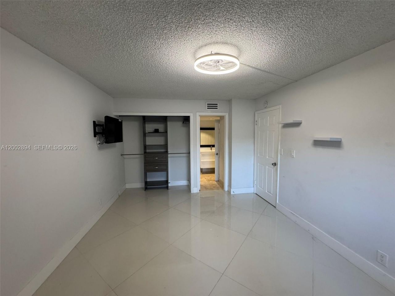 240 Lakeview Dr , Unit 112, Weston, FL 33326 Photo