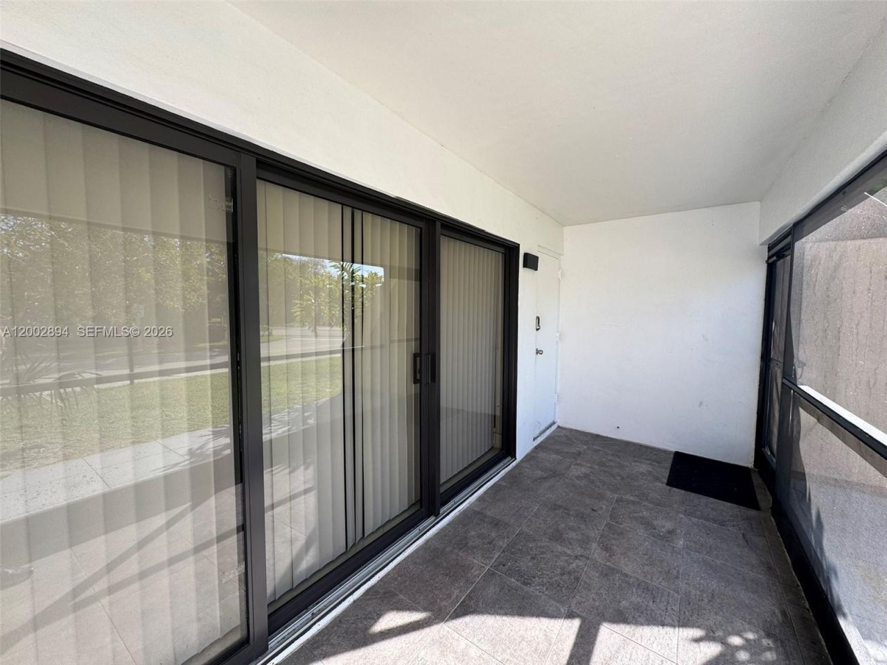 240 Lakeview Dr , Unit 112, Weston, FL 33326 Photo